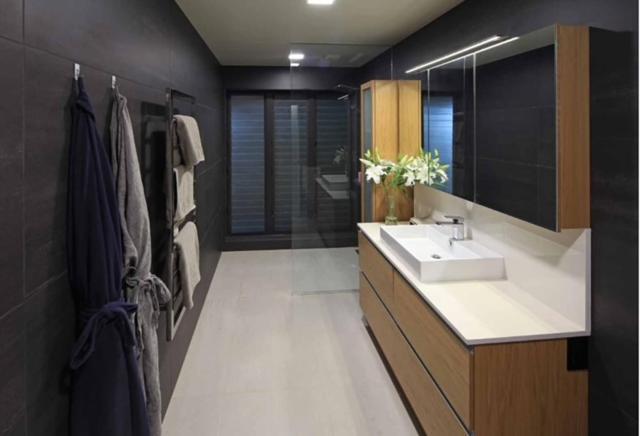 Taonga With Sea Views By Waiheke Unlimited Oneroa Exterior foto
